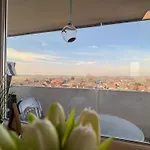 Inselblick Mit Schwimmbad - * 霍鲁梅尔希尔