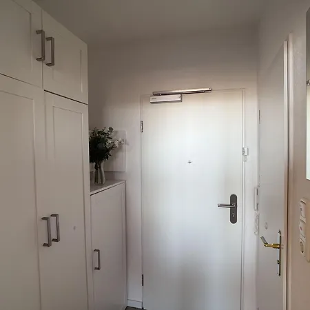 Inselblick Mit Schwimmbad - Apartment Horumersiel