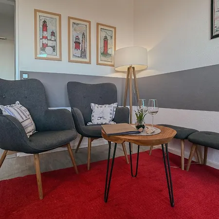 Inselblick Mit Schwimmbad - Apartment Horumersiel