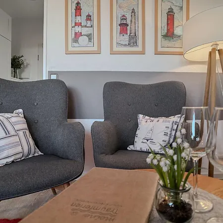 Inselblick Mit Schwimmbad - *