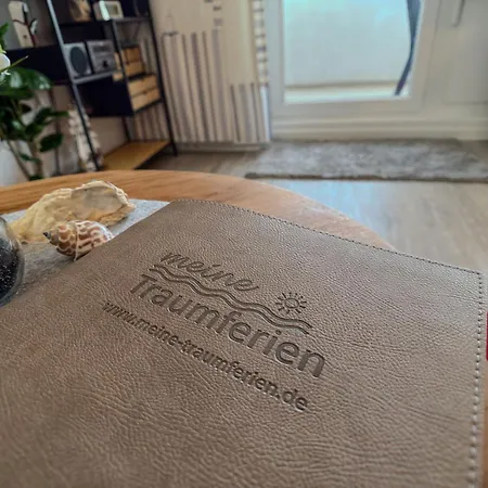 Inselblick Mit Schwimmbad - הורומרזיל