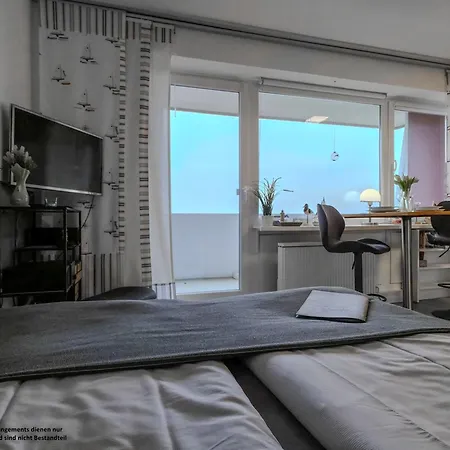 Inselblick Mit Schwimmbad - הורומרזיל